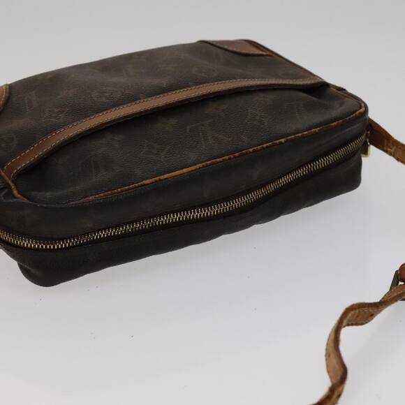 LOUIS VUITTON Monogram Trocadero 27 Shoulder Bag M51274 - Picture 6 of 13